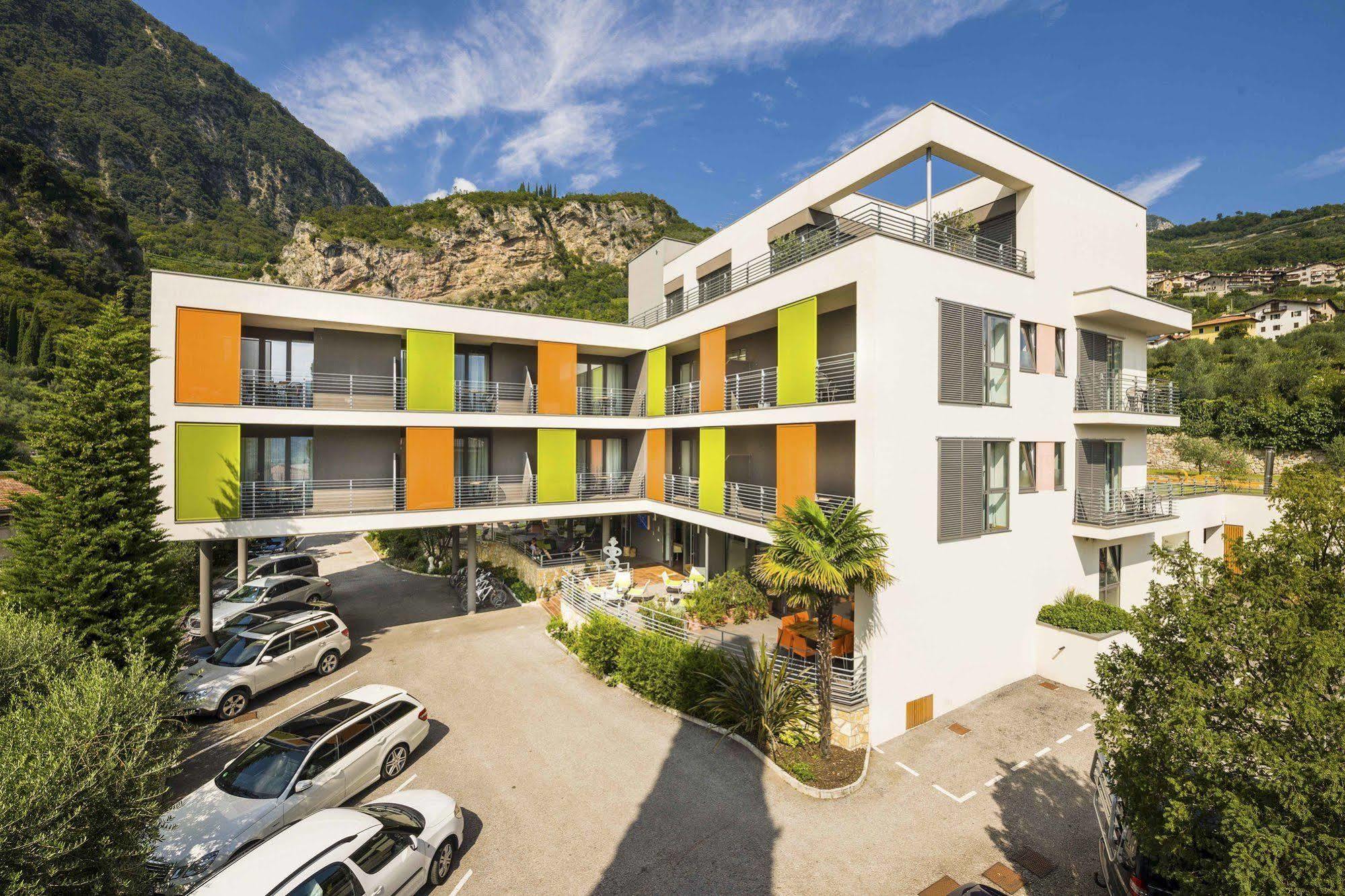 Active & Family Hotel Gioiosa Riva del Garda Exterior foto